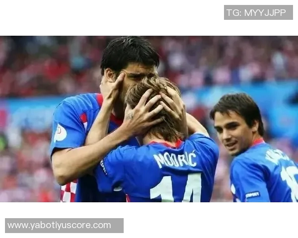 安布罗西尼赞莫德里奇正能量如马尔蒂尼般激励队友