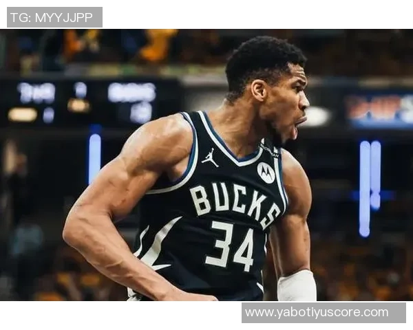 字母哥无奈感叹队友表现不佳特纳罗林斯小波特外线投篮惨淡